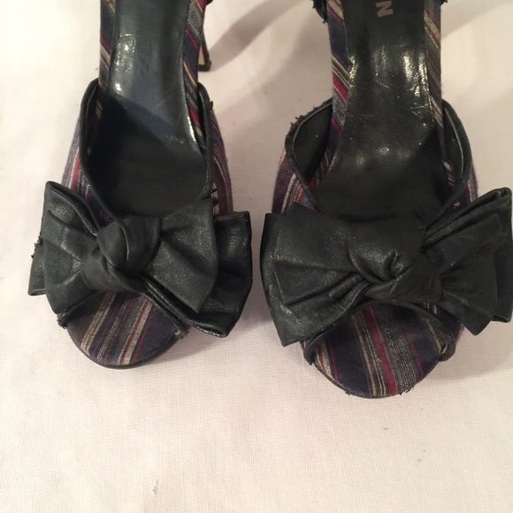 💚 Z London Blue Striped Open Toe Bow Heels Size 8 - Picture 2 of 8